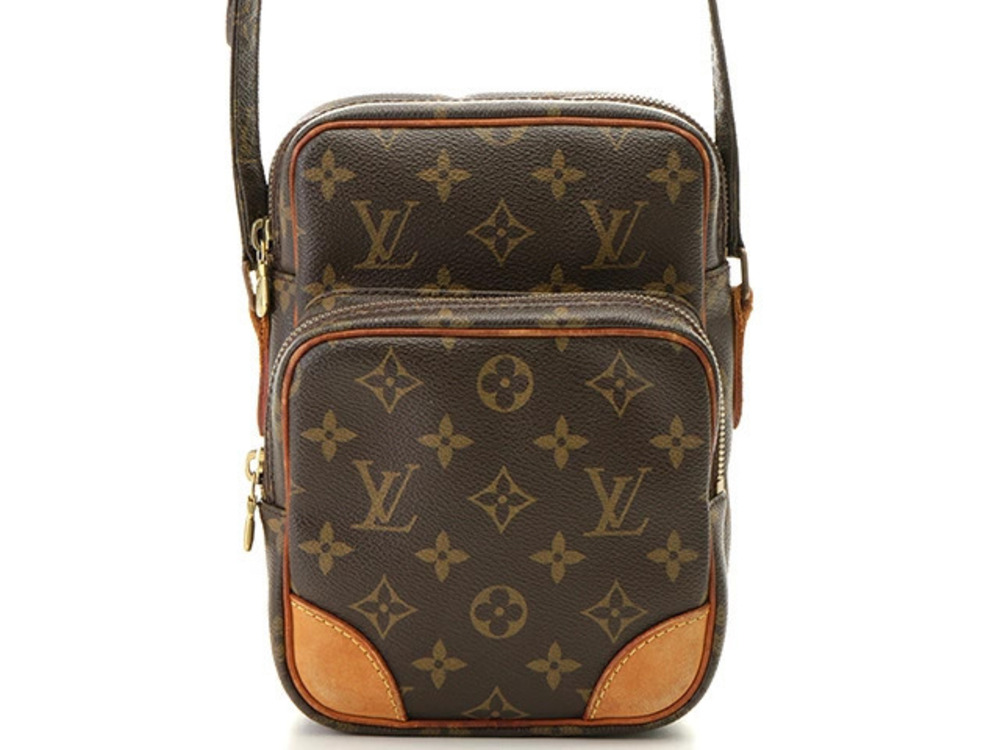 LOUIS VUITTON Shoulder Bag Amazon Monogram Pad